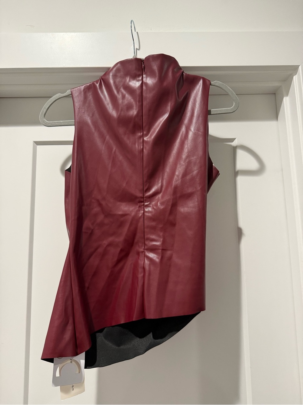 Commense Burgundy Sleeveless Top - Picture 3 of 3